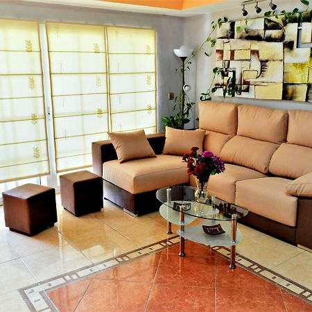 Bonito Apartamento Centrico Y Cerca De La Playa. Malaga Bagian luar foto
